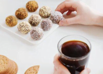 巧克力球，零失敗，無需烤箱，純正西式下午茶點(diǎn)心